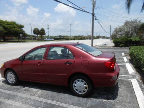 Used 2004 Toyota Corolla CE Sedan 4D FWD image 3