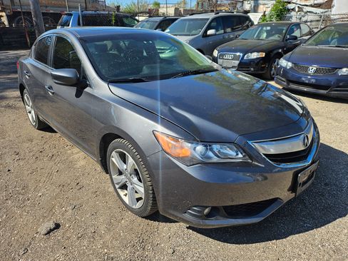 Used 2014 Acura ILX image 2