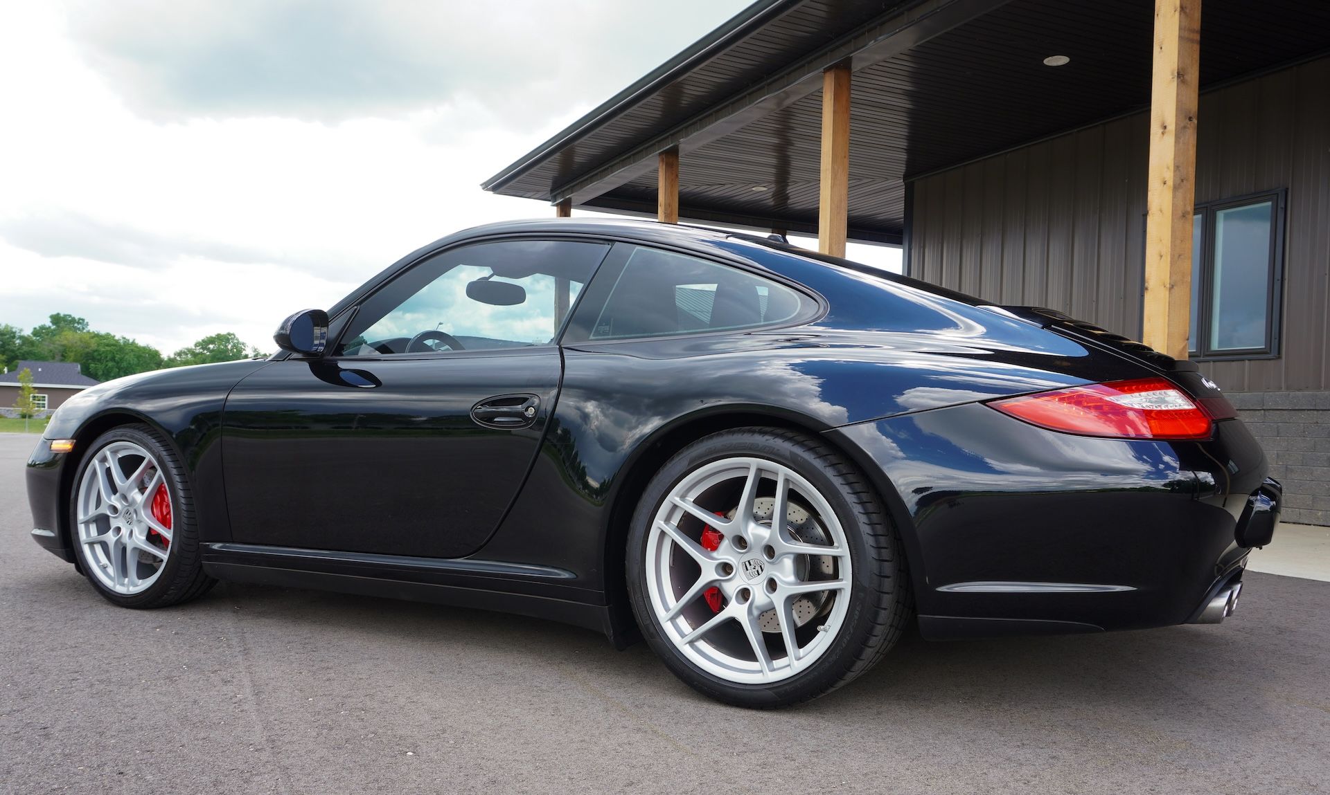 Used 2010 Porsche 911 Coupe AWD/4WD image 4