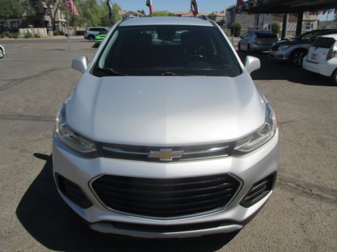 Used 2017 Chevrolet Trax FWD LT w/ 1LT image 14