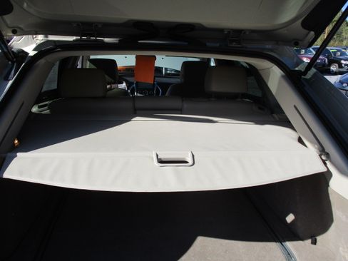 Used 2012 Cadillac SRX Luxury image 67