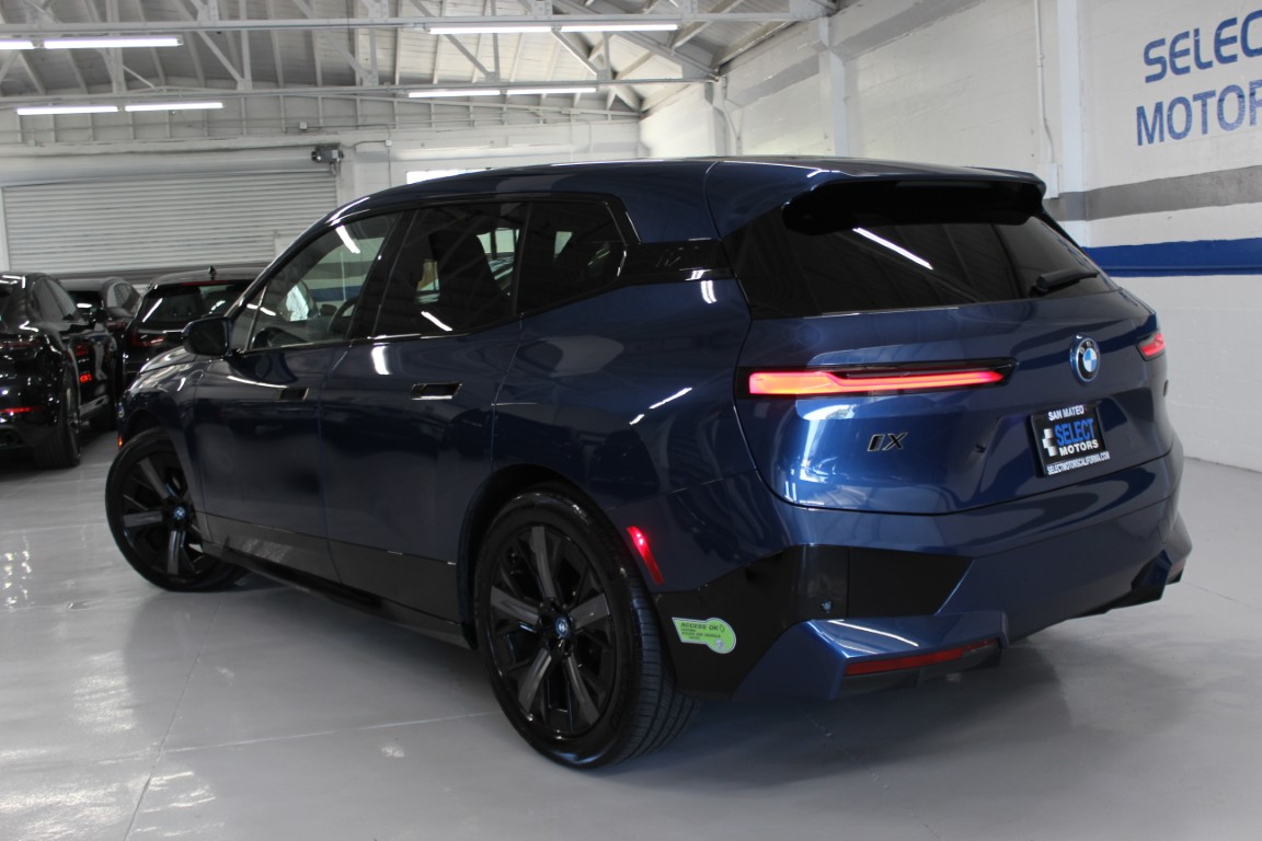 Used 2024 BMW iX M60 AWD/4WD image 12