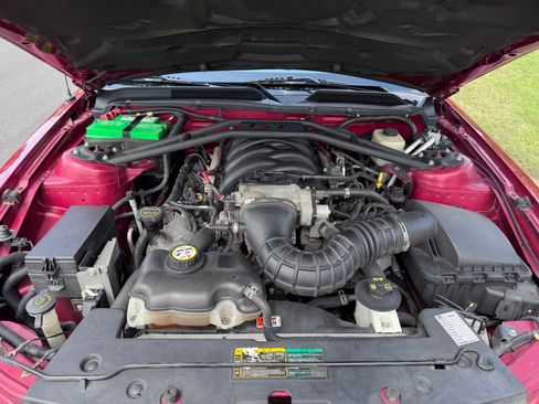 Used 2006 Ford Mustang GT Premium image 23