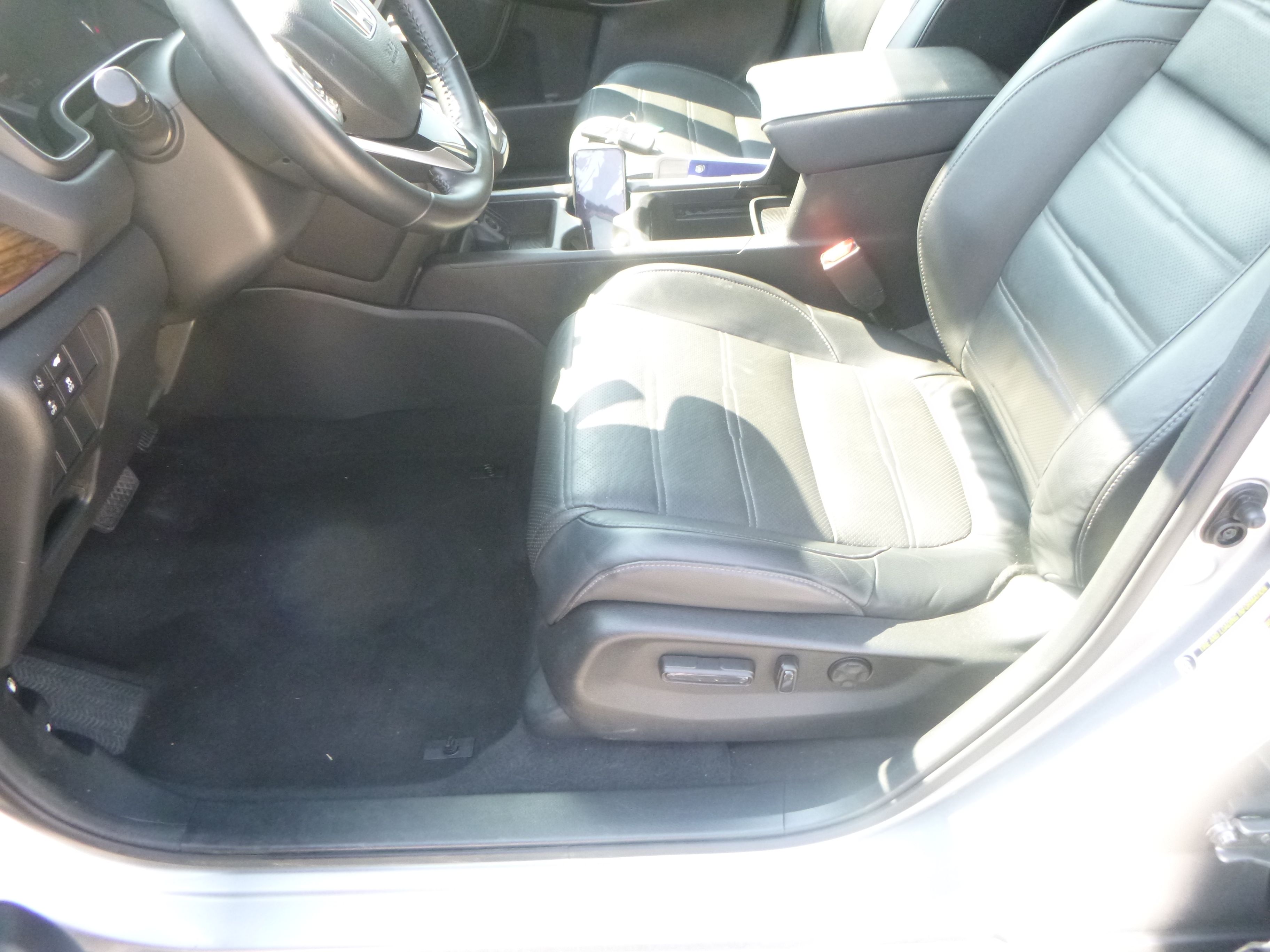 Used 2017 Honda CR-V AWD Touring image 13
