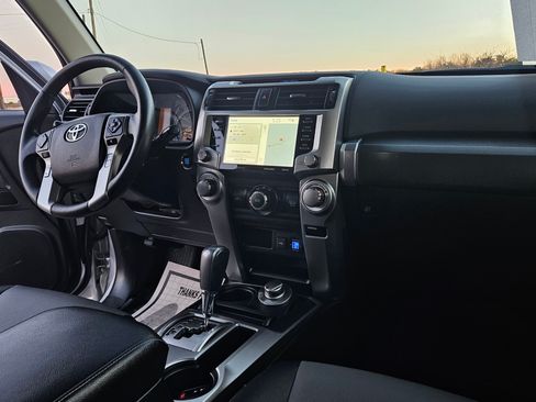 Used 2022 Toyota 4Runner SR5 Premium image 17