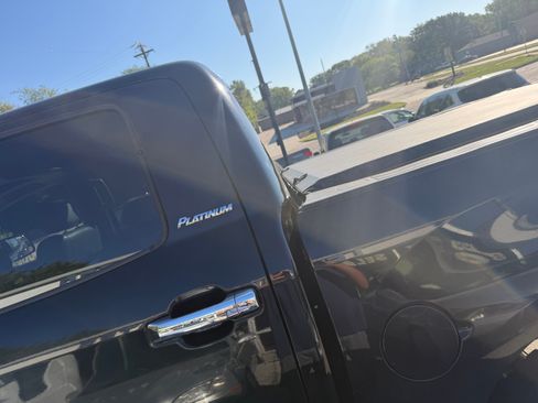 Used 2011 Toyota Tundra Platinum image 11