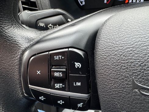 Used 2023 Ford Transit 250 image 10