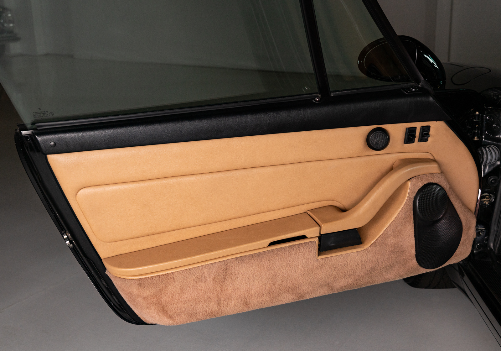 Used 1996 Porsche 911 Targa RWD image 55