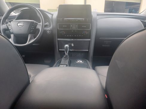 Used 2023 Nissan Armada SV image 31