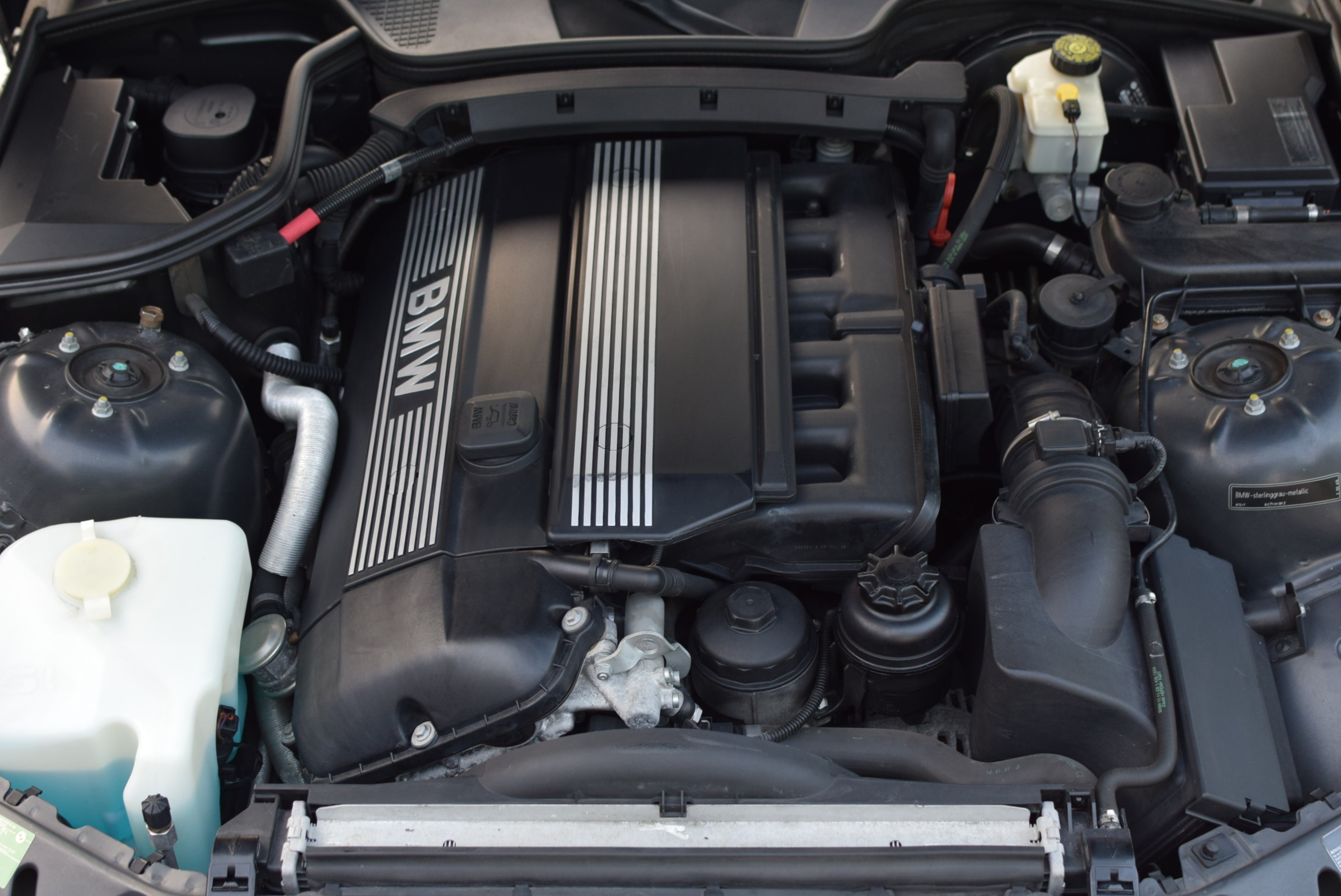 Used 2001 BMW Z3 3.0i RWD image 87
