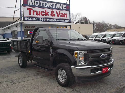 Used 2019 Ford F250 XL image 1