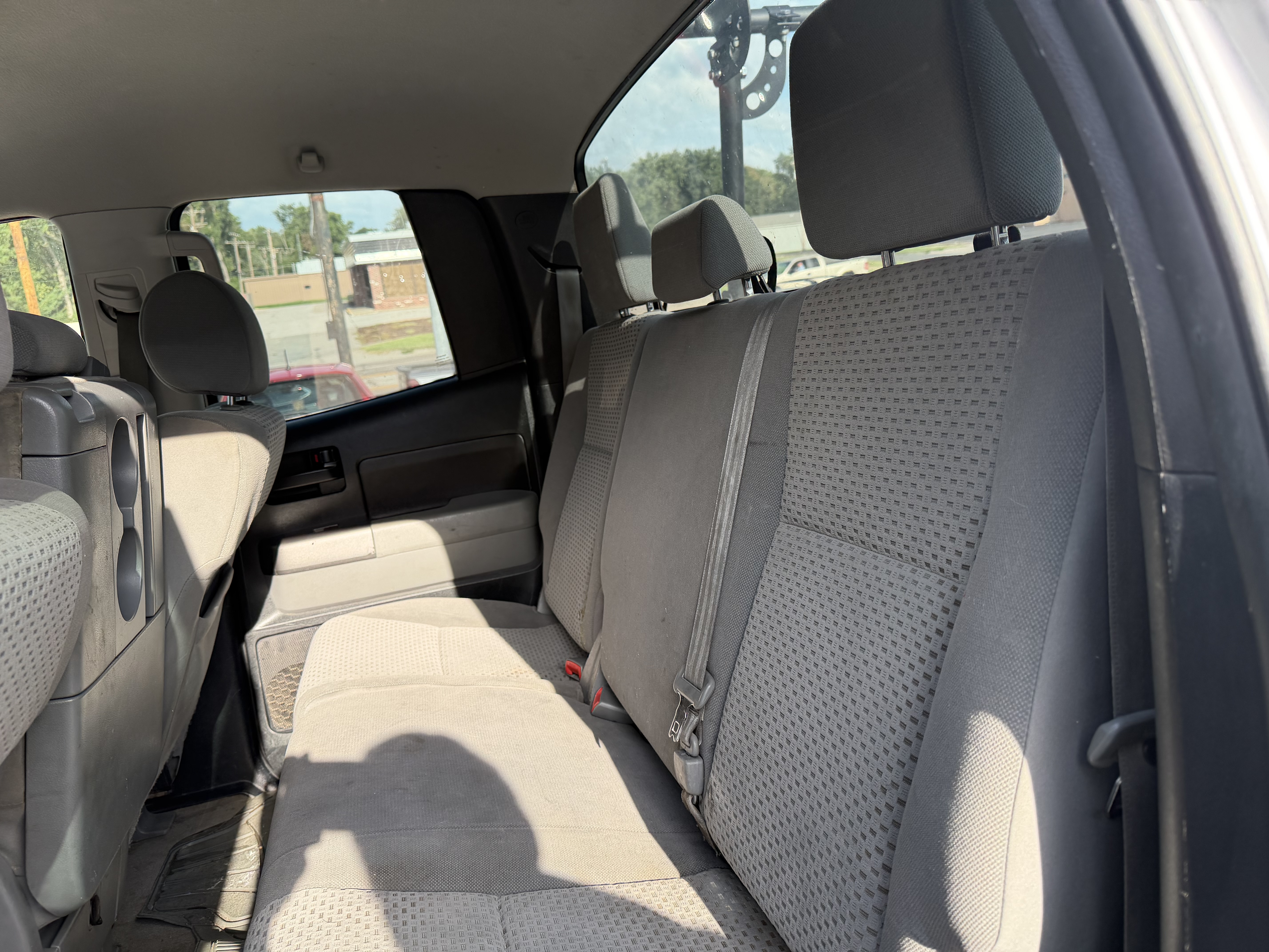 Used 2011 Toyota Tundra 4x4 Double Cab image 12