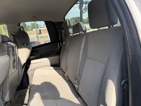 Used 2011 Toyota Tundra 4x4 Double Cab image 12