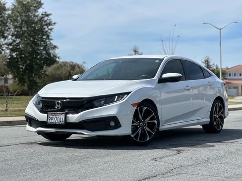 Used 2019 Honda Civic Sport image 1