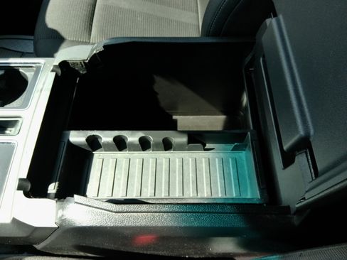 Used 2016 Ford F150 Sport image 65