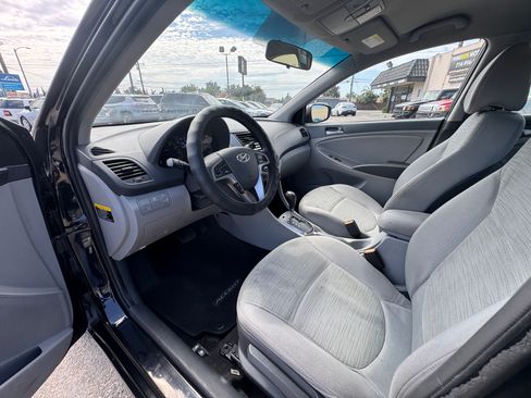 Used 2016 Hyundai Accent SE Sedan FWD image 16