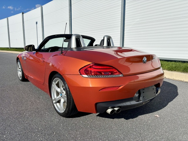 Used 2014 BMW Z4 sDrive28i RWD image 3