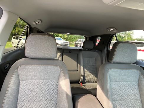 Used 2023 Chevrolet Equinox LT image 16