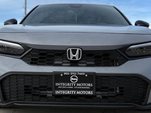 Used 2025 Honda Civic Sport image 2