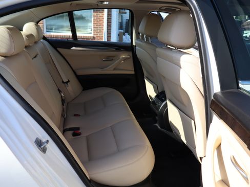 Used 2016 BMW 528i xDrive Sedan AWD/4WD image 14