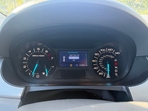 Used 2013 Ford Edge SEL image 9