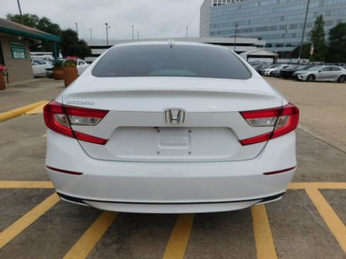 Used 2018 Honda Accord 1.5T EX image 6