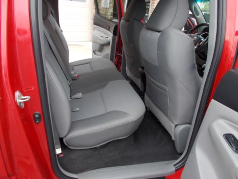 Used 2015 Toyota Tacoma 4x4 Double Cab w/ TRD Package image 18