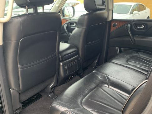 Used 2015 INFINITI QX80 Luxe image 16
