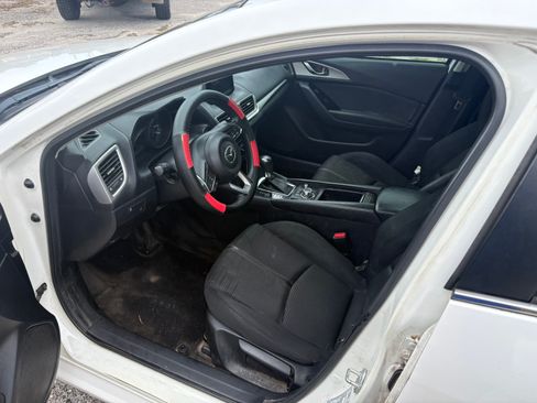 Used 2018 MAZDA MAZDA3 S FWD Sedan 2.5L 4-Cyl image 6