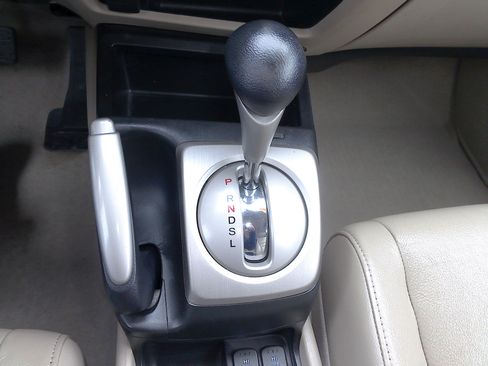 Used 2010 Honda Civic image 19