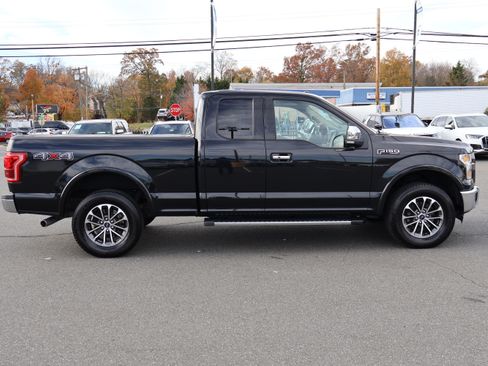 Used 2015 Ford F150 Lariat image 9