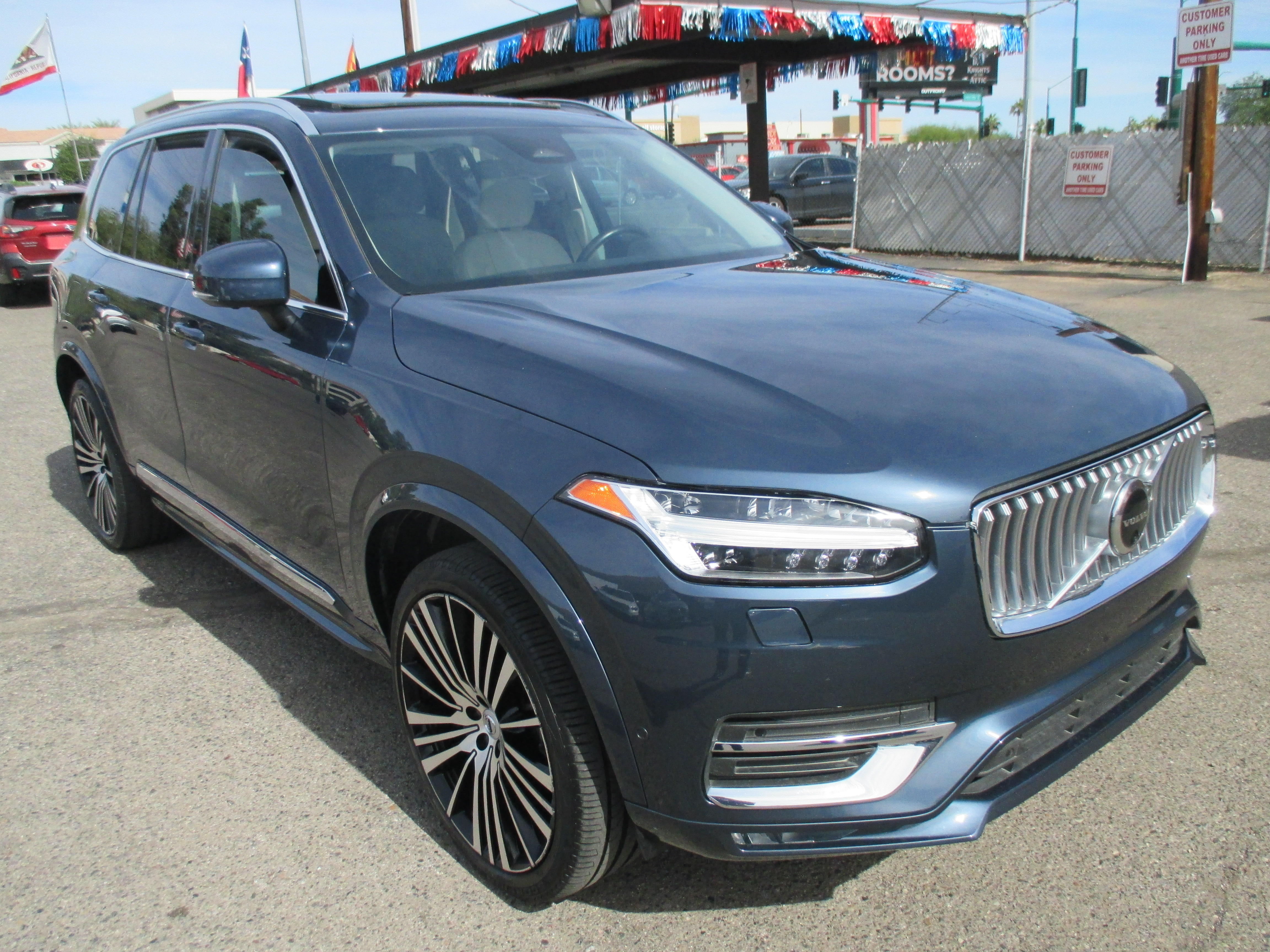 Used 2023 Volvo XC90 AWD B6 Plus Bright image 19