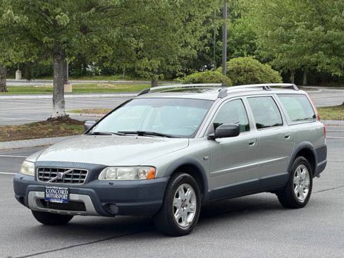 Used 2005 Volvo XC70 UNAVAIL AWD/4WD image 1