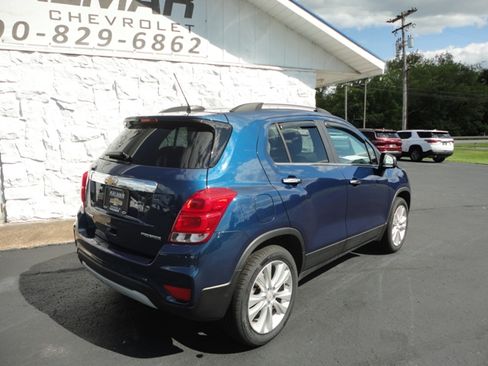 Used 2020 Chevrolet Trax AWD Premier image 7