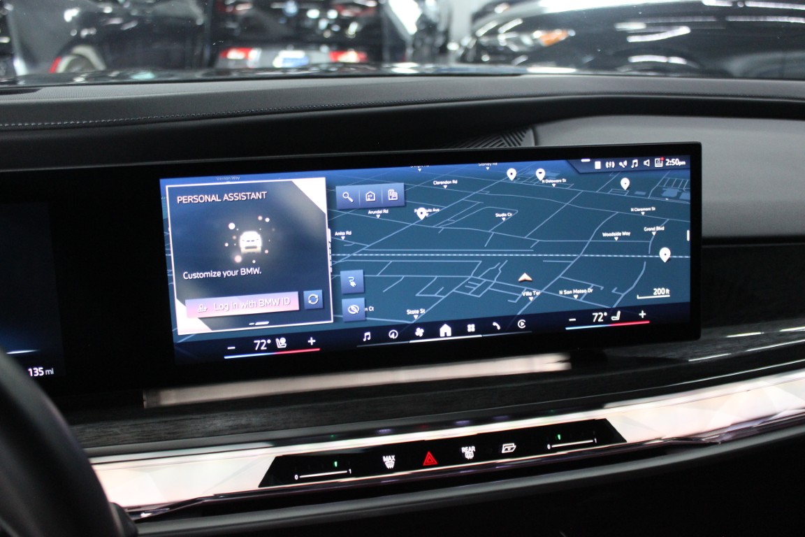 Used 2024 BMW i7 eDrive50 RWD image 23