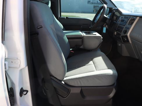 Used 2015 Ford F250 XLT image 15