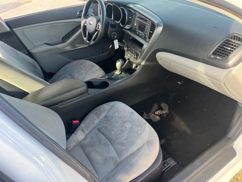 Used 2013 Kia Optima LX image 9