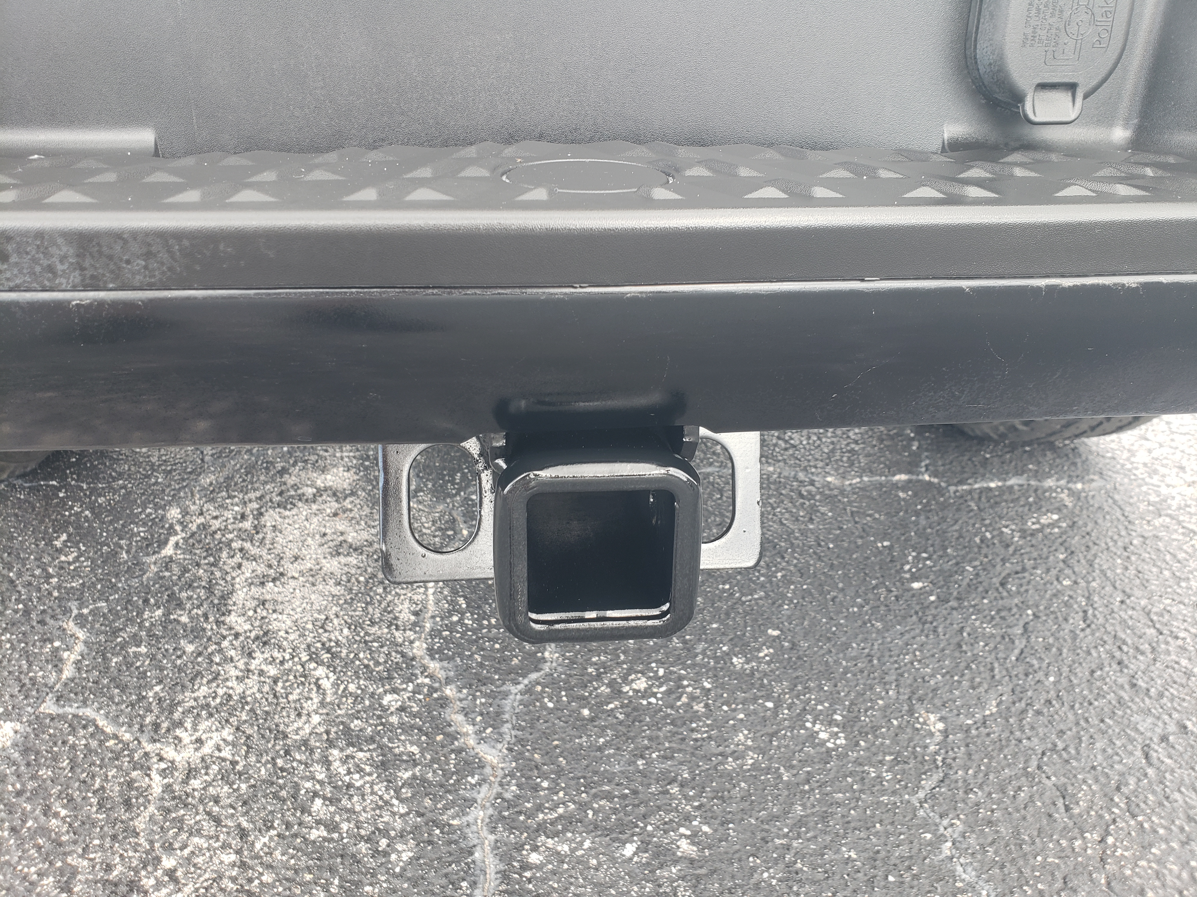 Used 2022 Nissan Titan 2WD King Cab S image 10