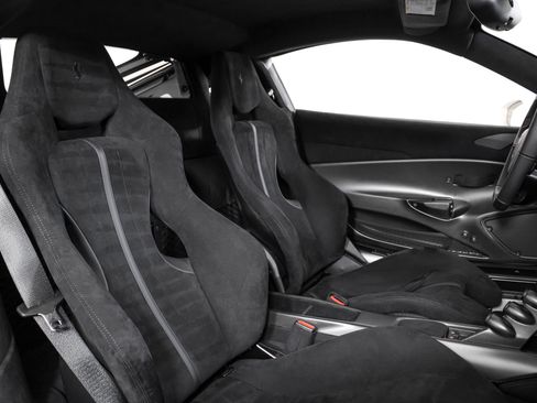 Used 2020 Ferrari 488 Pista image 9