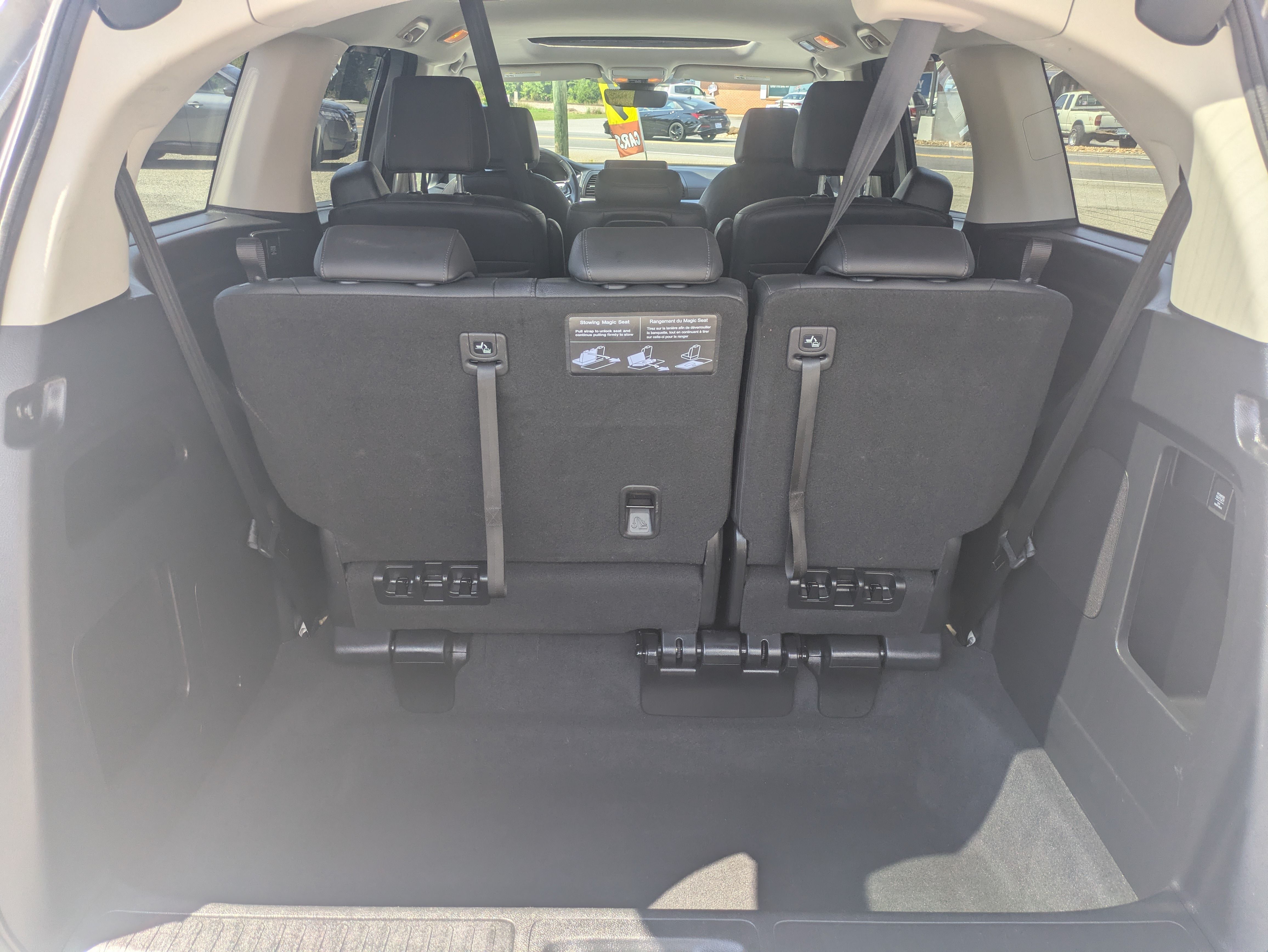 Used 2025 Honda Odyssey EX-L image 10