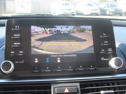 Used 2018 Honda Accord LX Special Edition image 7