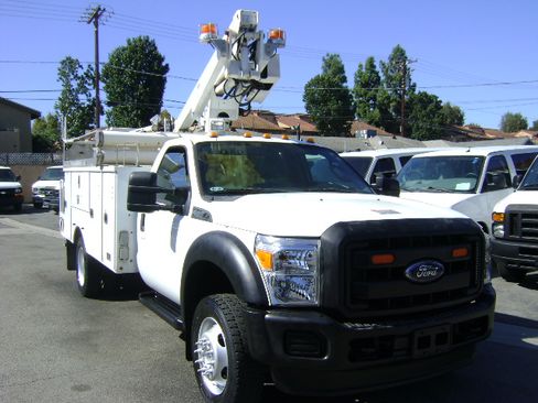 Used 2015 Ford F450 4x4 Regular Cab Super Duty image 7