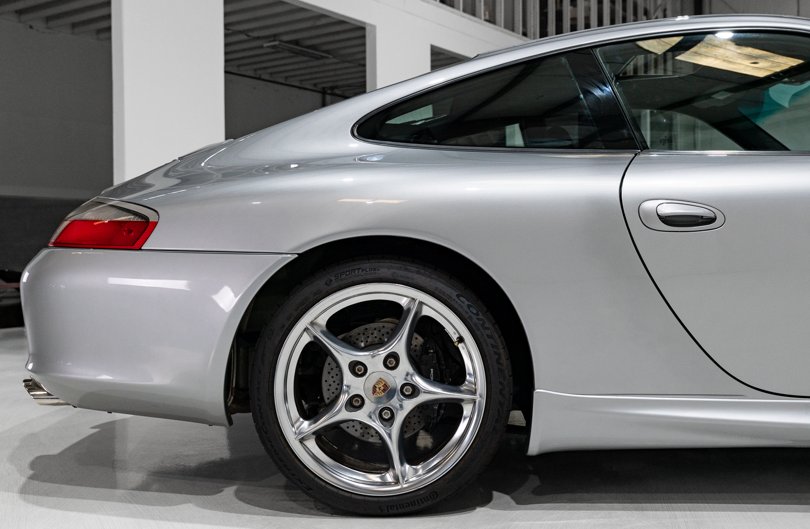 Used 2004 Porsche 911 40th Anniversary Coupe RWD image 15