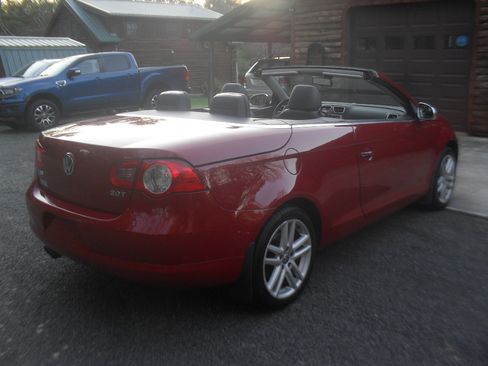 Used 2007 Volkswagen Eos 2.0T image 2