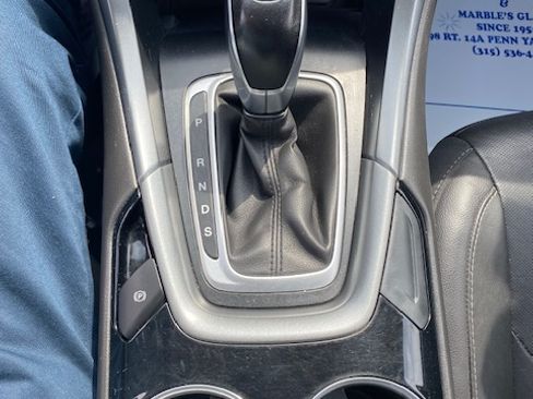 Used 2013 Ford Fusion Titanium image 4