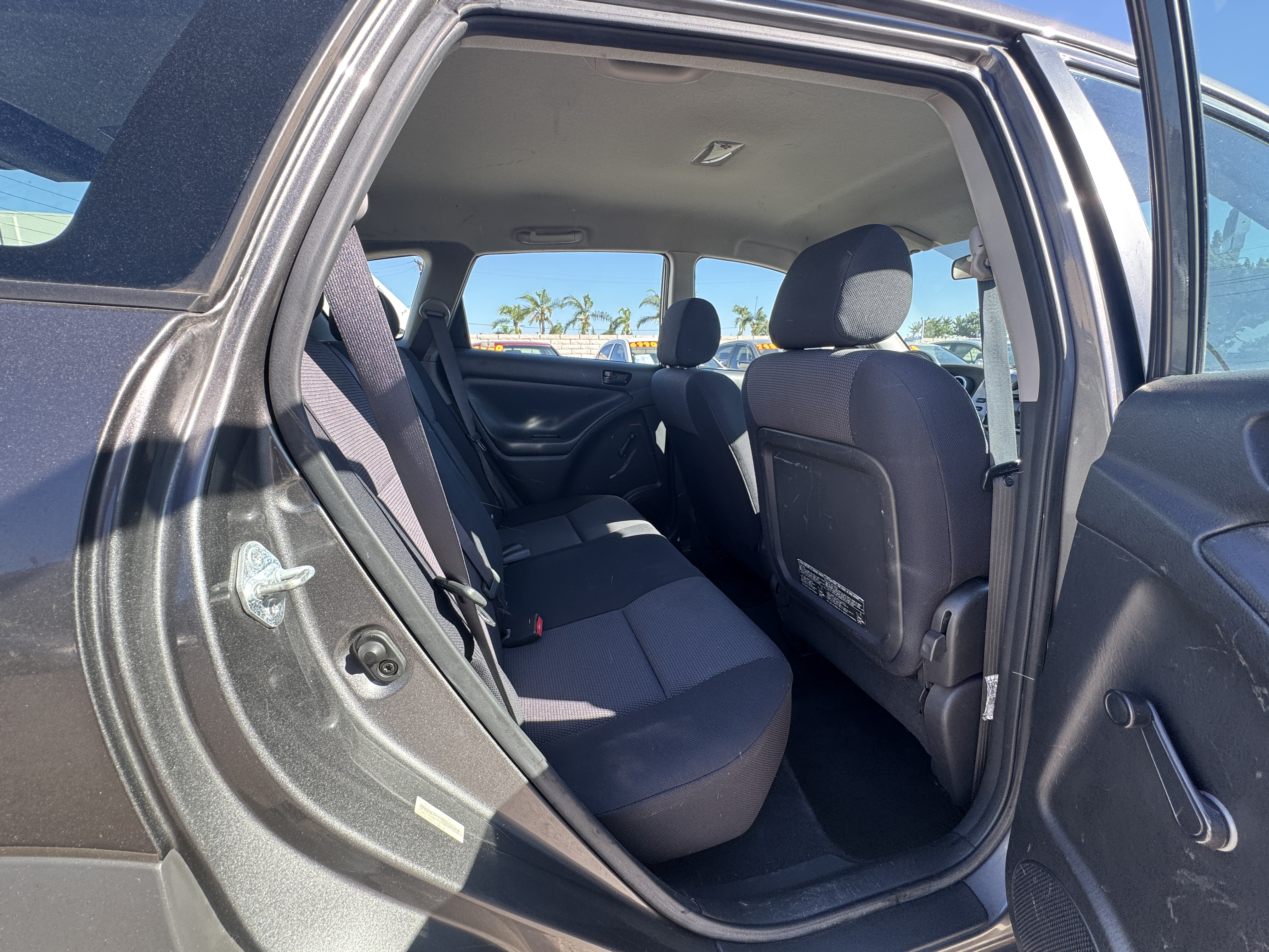 Used 2006 Pontiac Vibe UNAVAIL FWD image 19