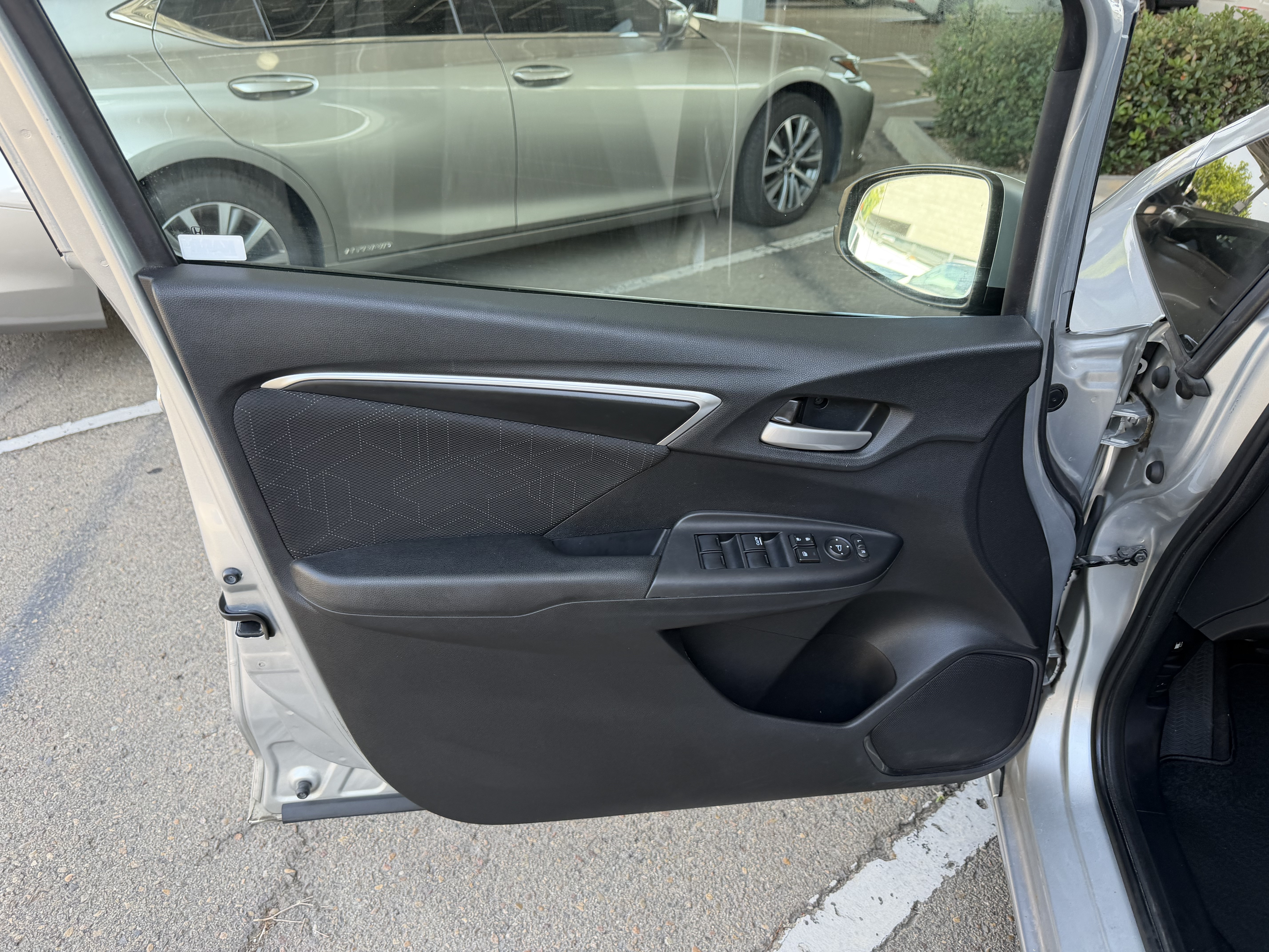 Used 2015 Honda Fit EX image 17
