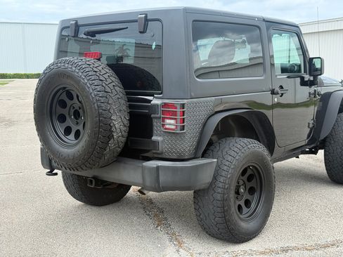 Used 2017 Jeep Wrangler Sport AWD/4WD image 40