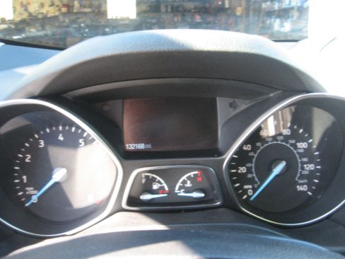 Used 2018 Ford Escape SE image 10