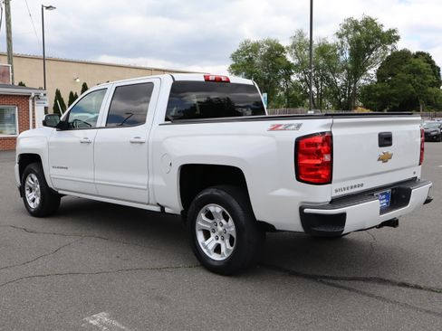 Used 2017 Chevrolet Silverado 1500 4x4 Crew Cab LT w/ Z71 image 6
